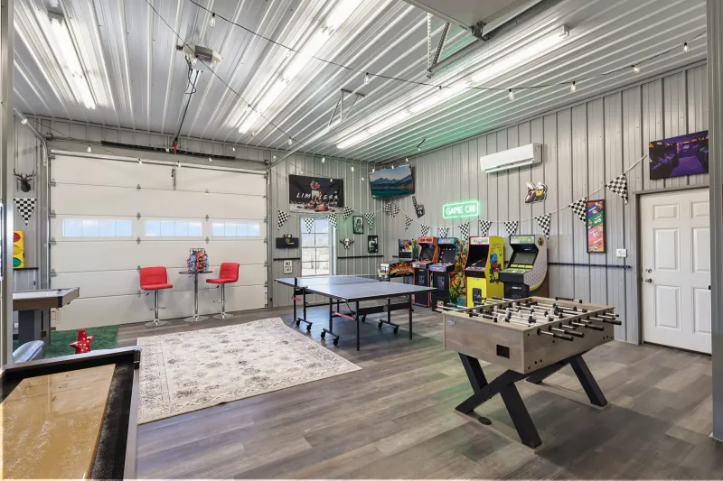 Enjoy game rooms & recreation